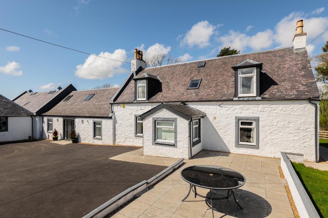 Nether Newton - Sleeps 12, Hottub, Sauna, Private Garden Newmilns Exterior foto